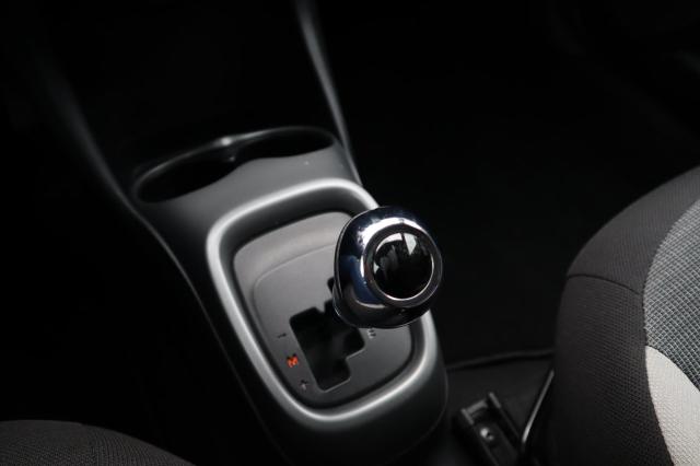 Toyota Aygo 1.0 VVT-i x-play Camera / Airco / DAB / CarPlay 