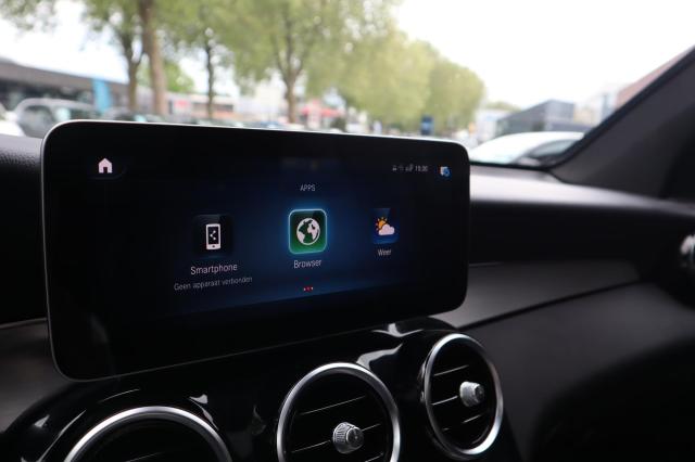 Mercedes-Benz GLC-klasse 300 4MATIC Premium Plus Navi / Clima / Pano / CarPlay / Leer 