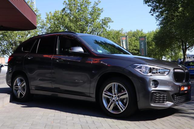 BMW X1 XDrive25i Executive / M-Sport / Pano / Navi / Afn. Trekhaak 