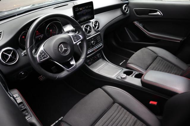 Mercedes-Benz GLA-klasse 250 Premium Plus AMG Styling Navi / Camera / Pano / Afn. Trekhaak 