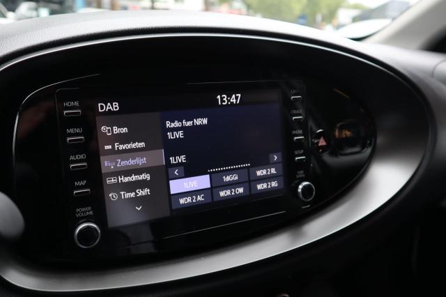 Toyota Aygo X 1.0 VVT-i MT Premium Camera / Stoelverwarming / Carplay 